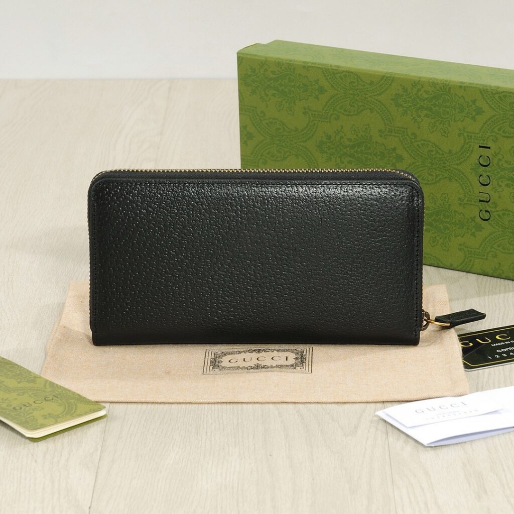 Gucci Leather Bag editorial product context 2