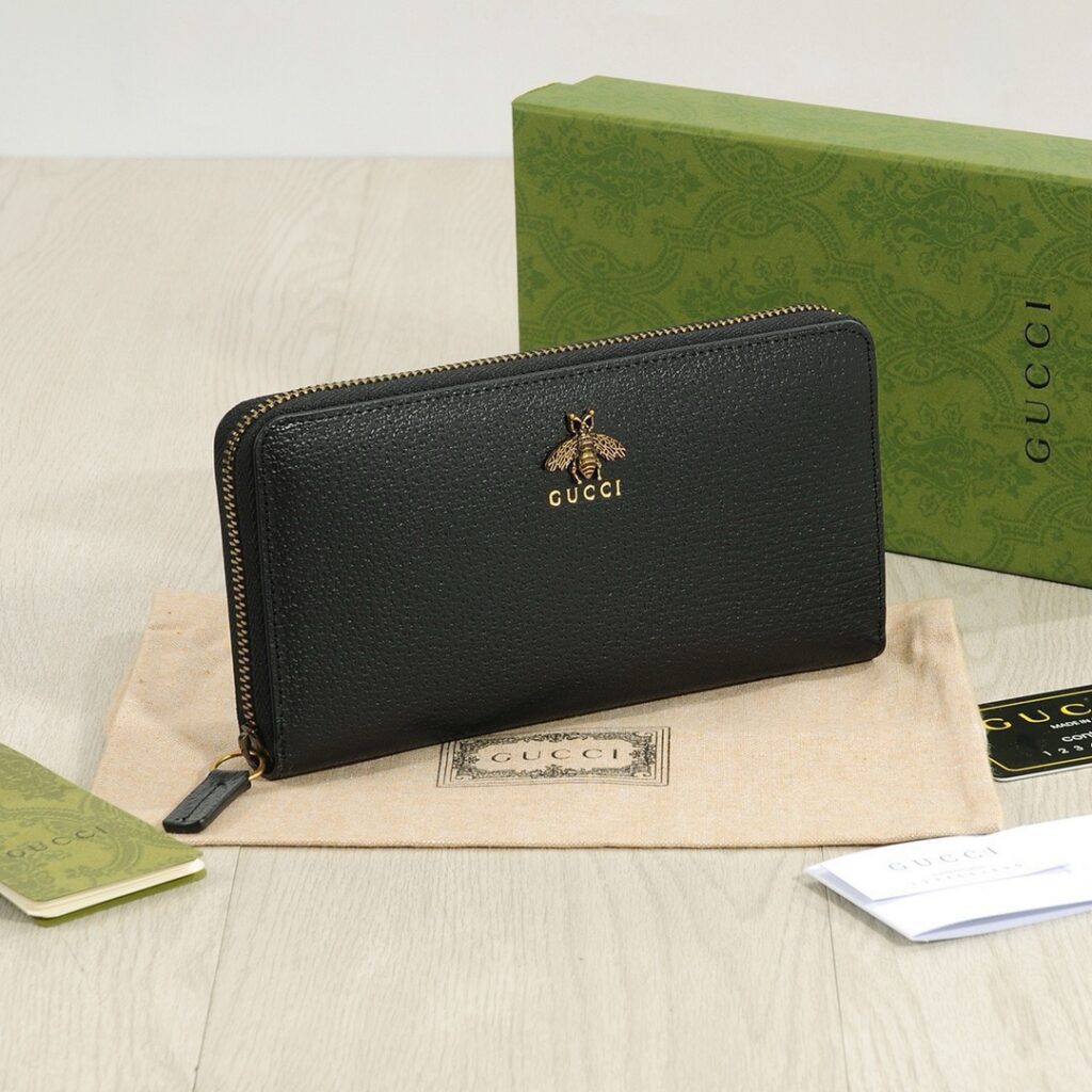 Gucci Leather Bag editorial product context 3