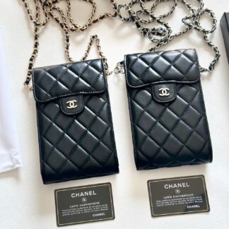 Chanel Caviar leather Bag