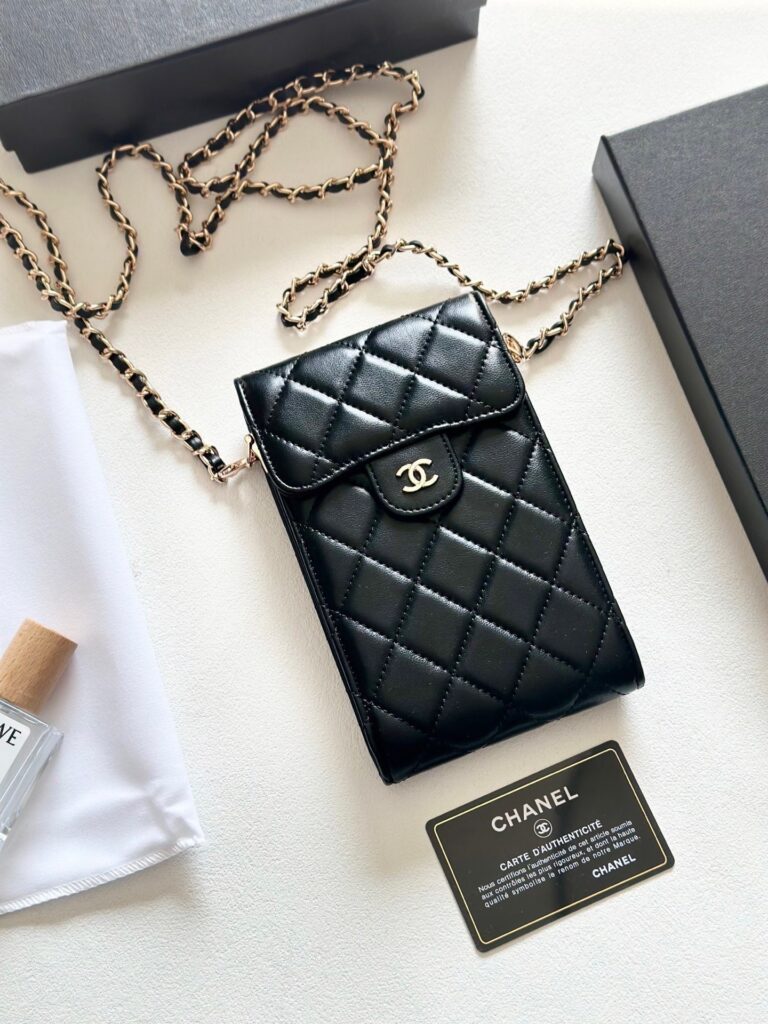 Chanel Caviar leather Bag editorial product context 2