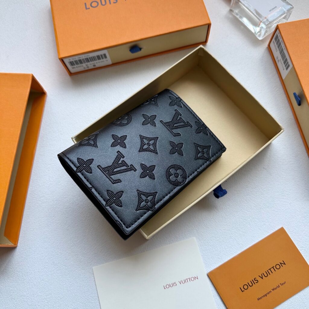 Designer Bag editorial product context 3