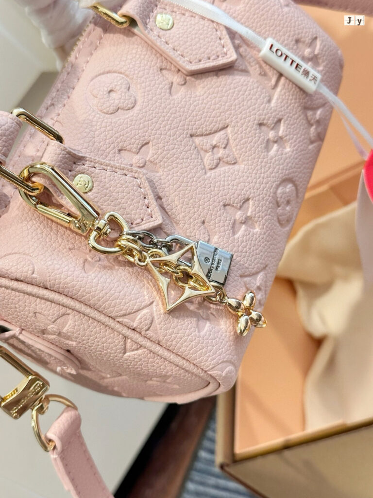Louis Vuitton Bag editorial product context 3