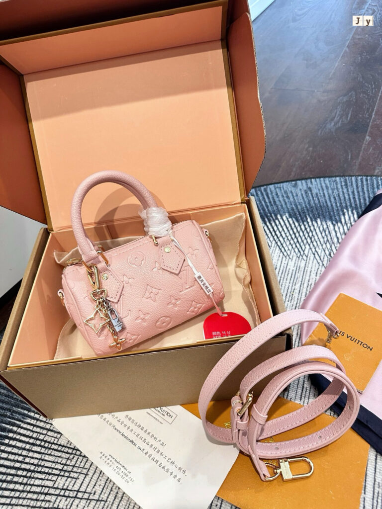 Louis Vuitton Bag editorial product context 1