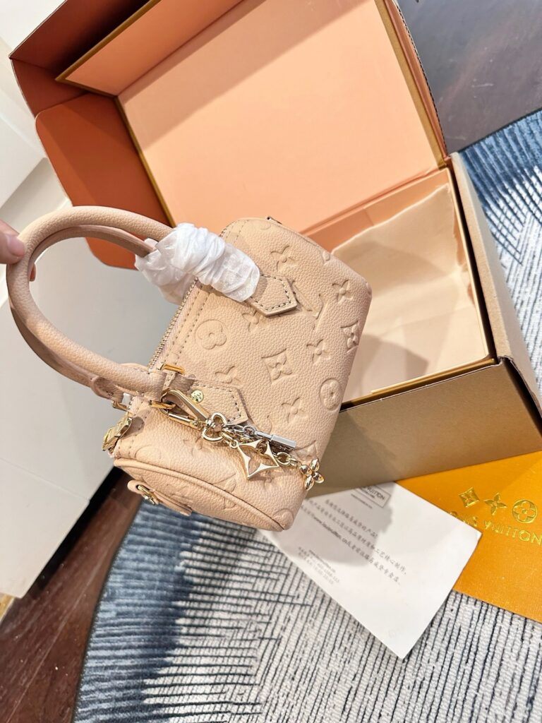 Louis Vuitton Bag editorial product context 3