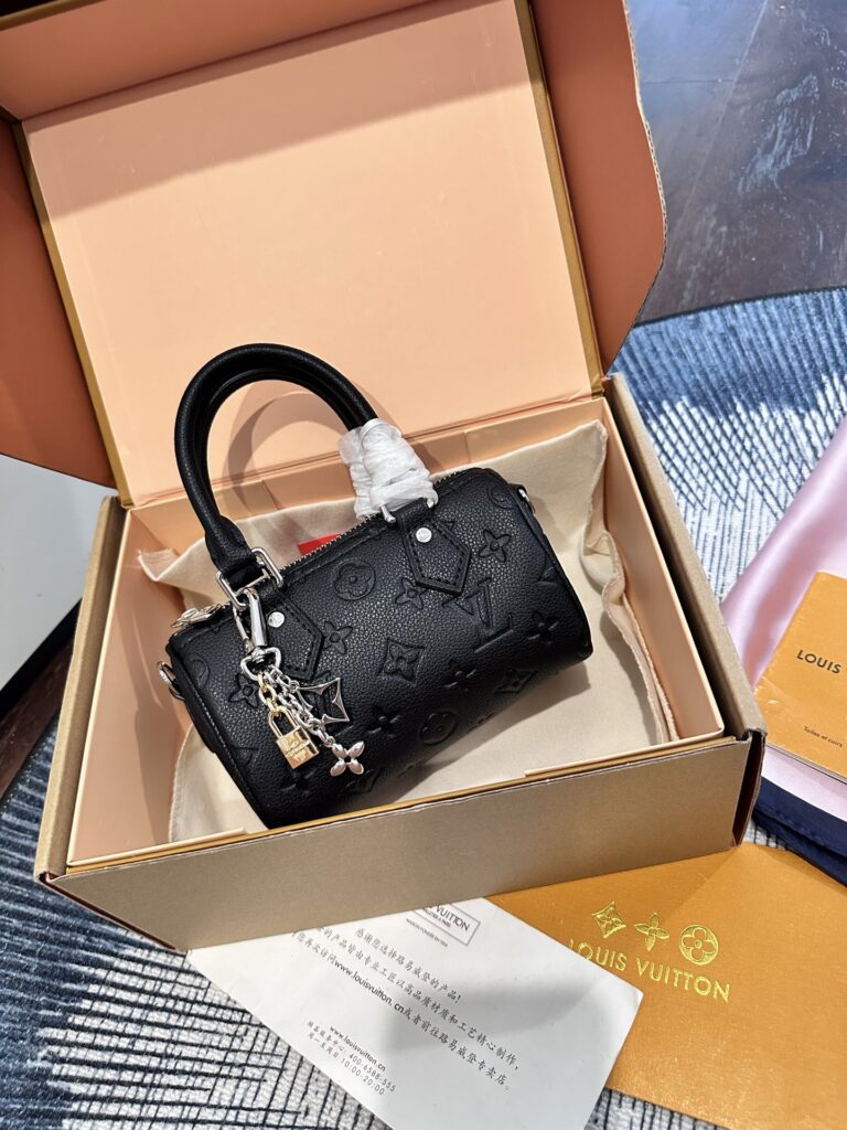 Louis Vuitton Bag editorial product context 1