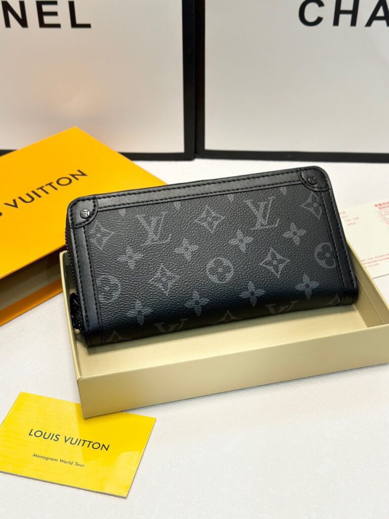 Designer Black Card Holder editorial product context 1