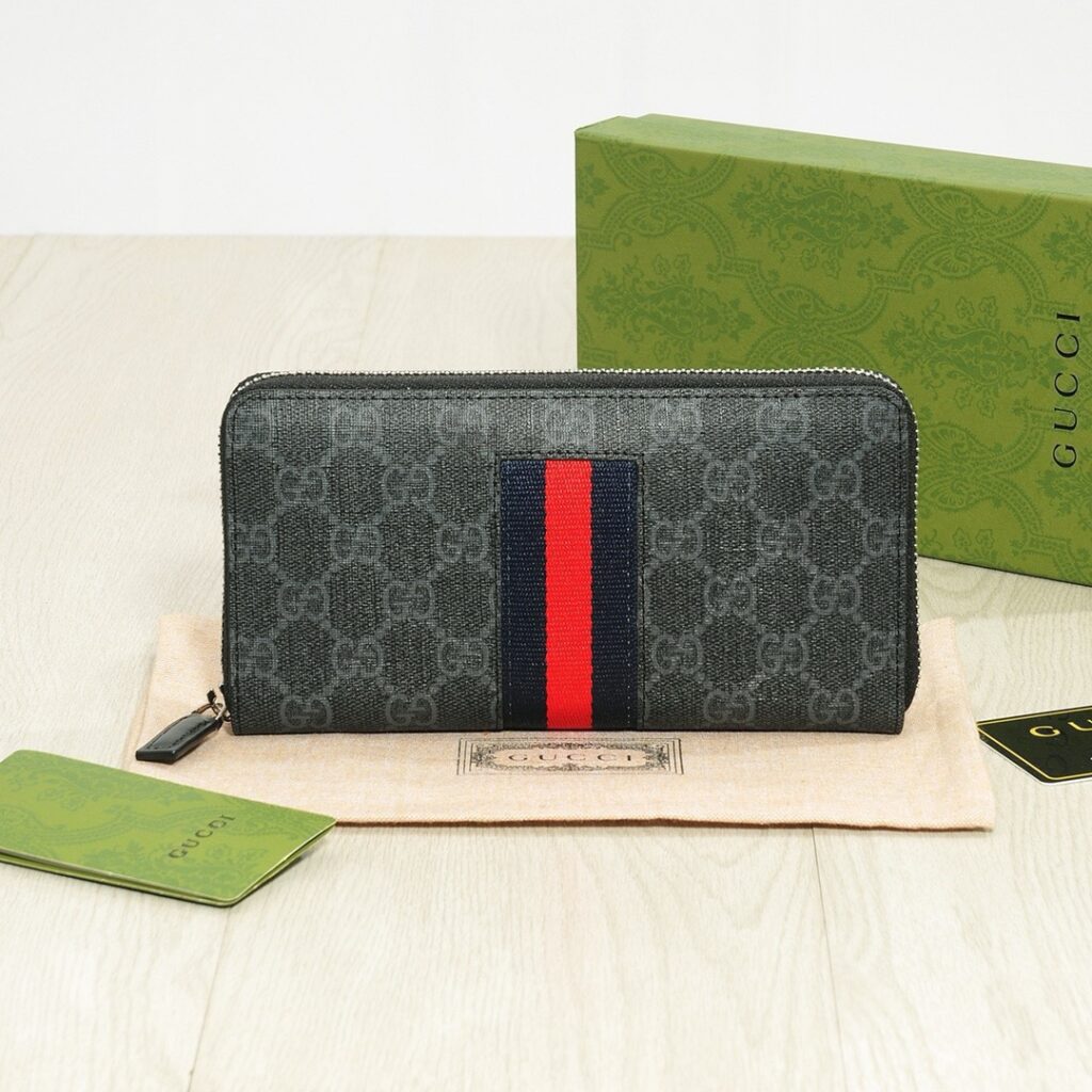 Gucci PVC Clutch editorial product context 1