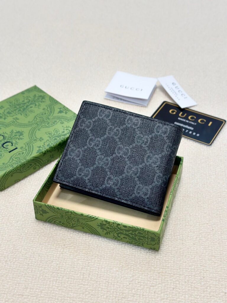 Gucci Gray Wallet editorial product context 3