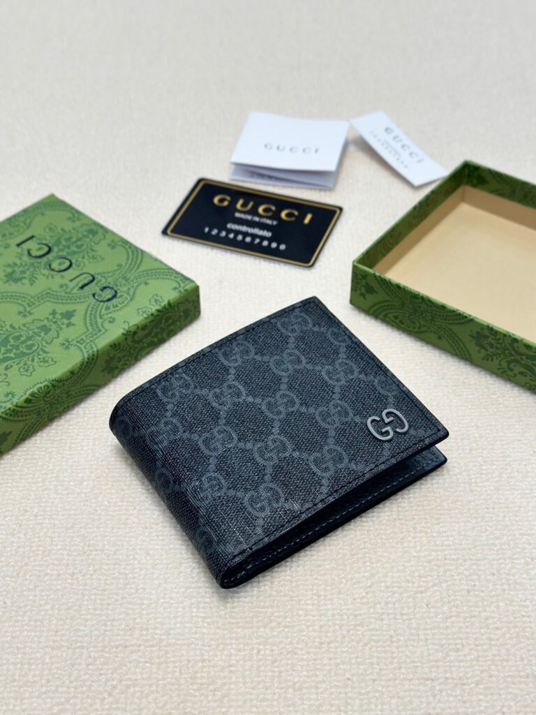Gucci Gray Wallet editorial product context 2
