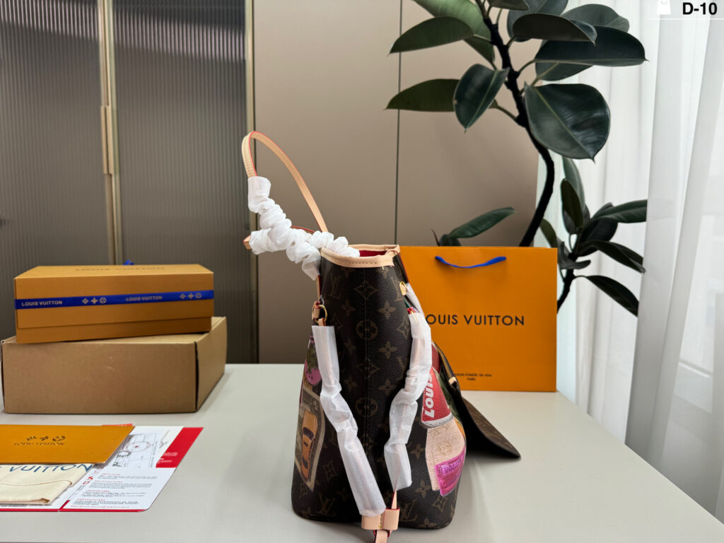 Louis Vuitton Crossbody Bag editorial product context 2