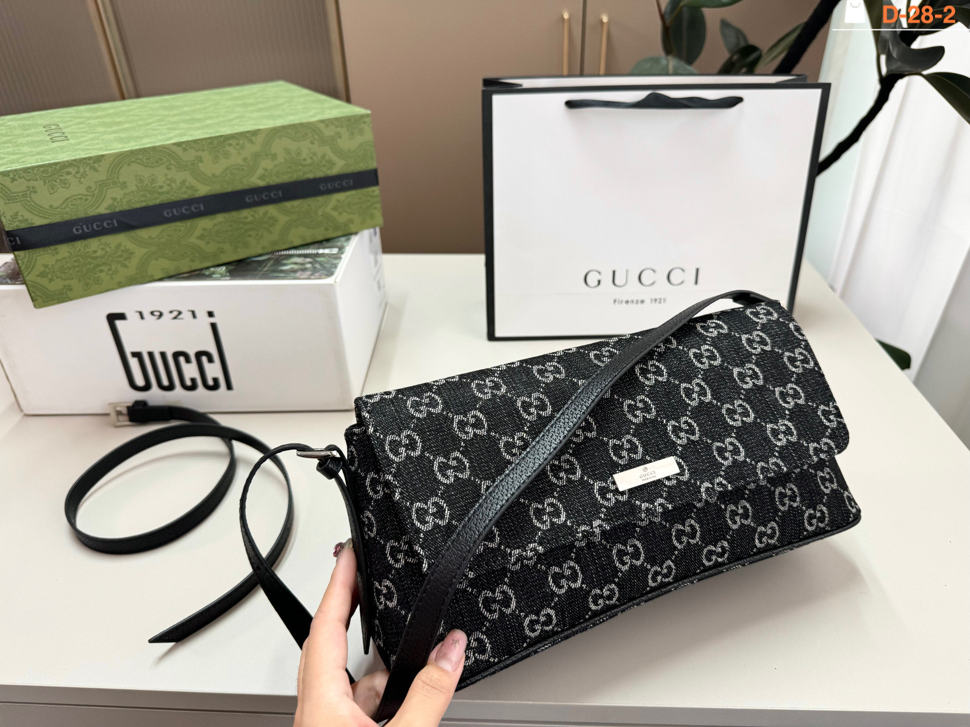 Gucci Bag - Image 2