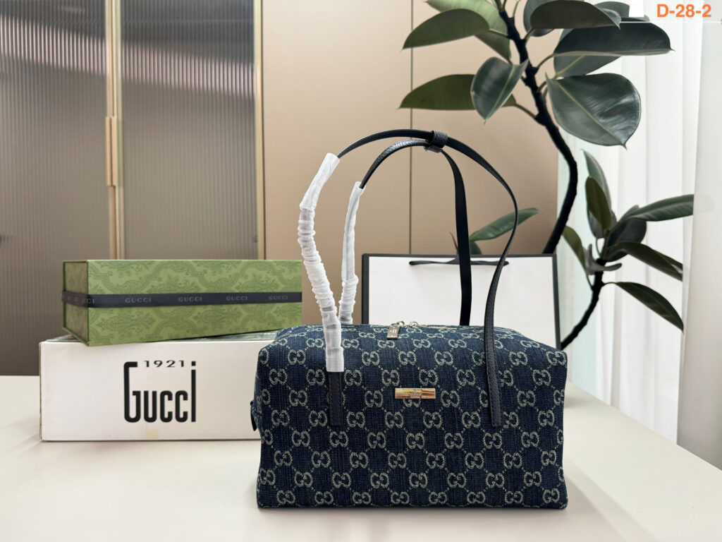 Gucci Bag editorial product context 1