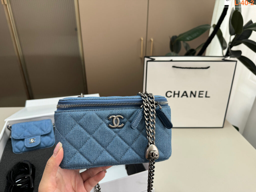 Chanel Gold Wallet editorial product context 2