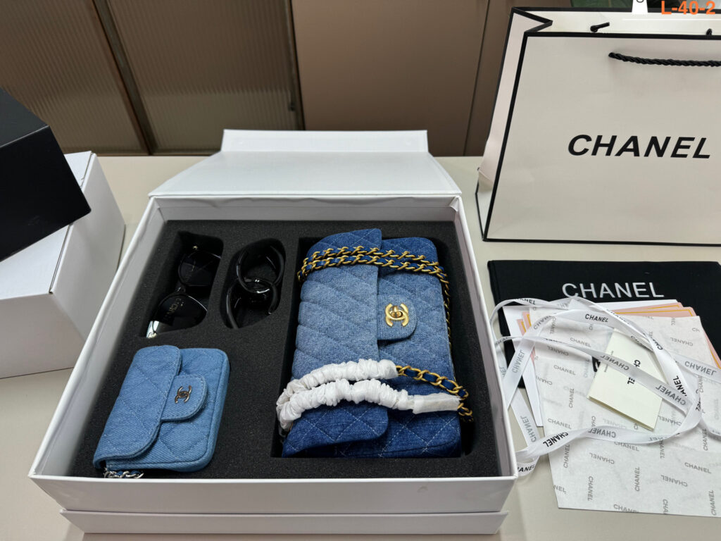 Chanel Gold Wallet editorial product context 1