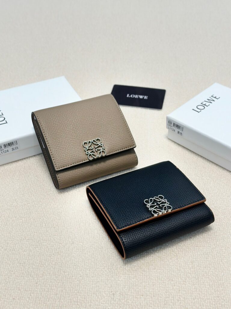Designer Bag editorial product context 2