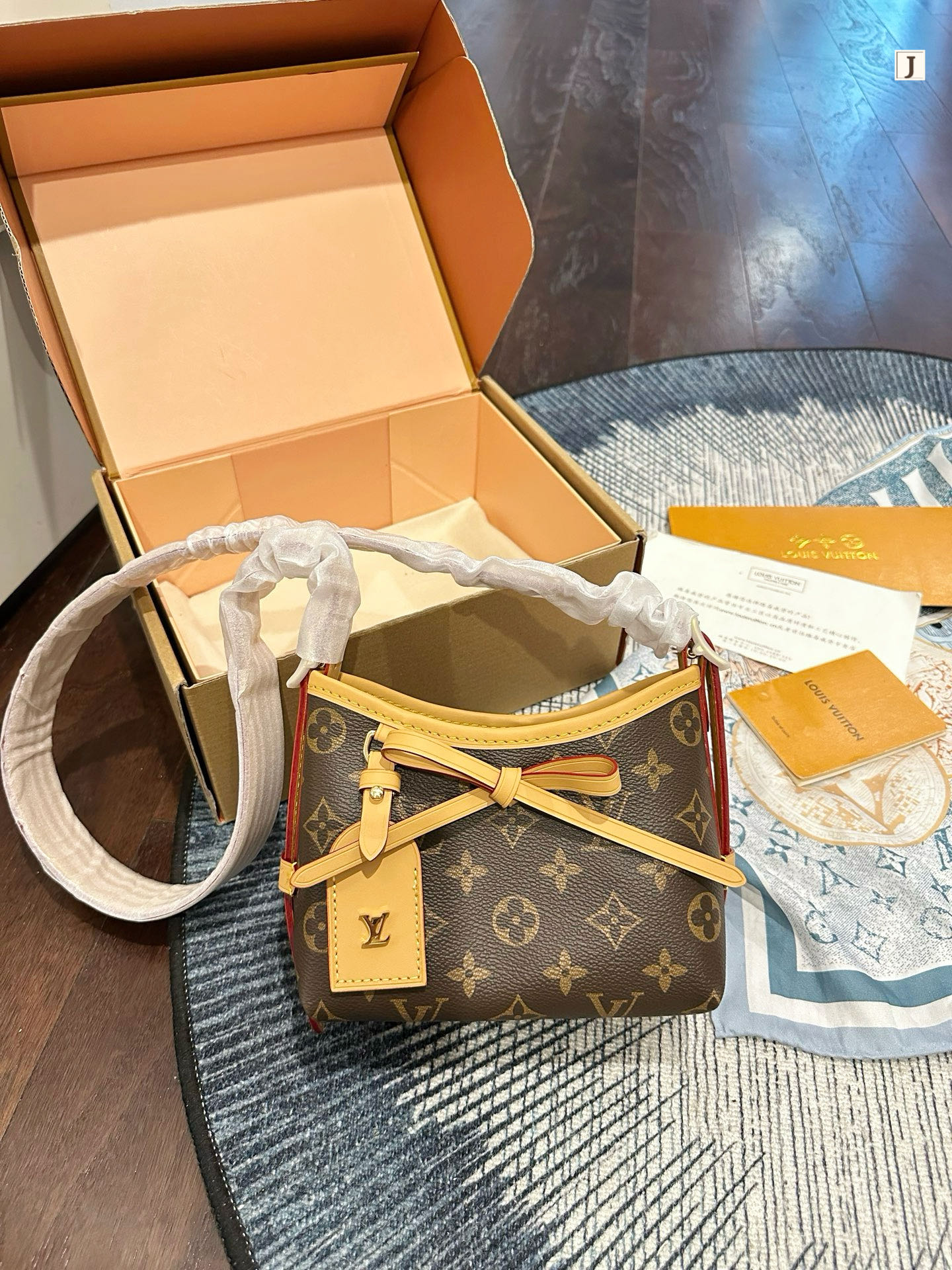 Louis Vuitton Bag