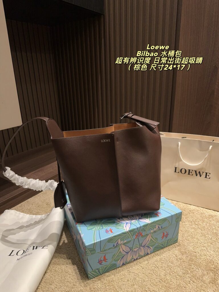 Loewe Bag editorial product context 3
