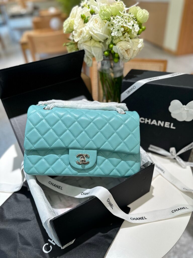 Designer Bag editorial product context 2
