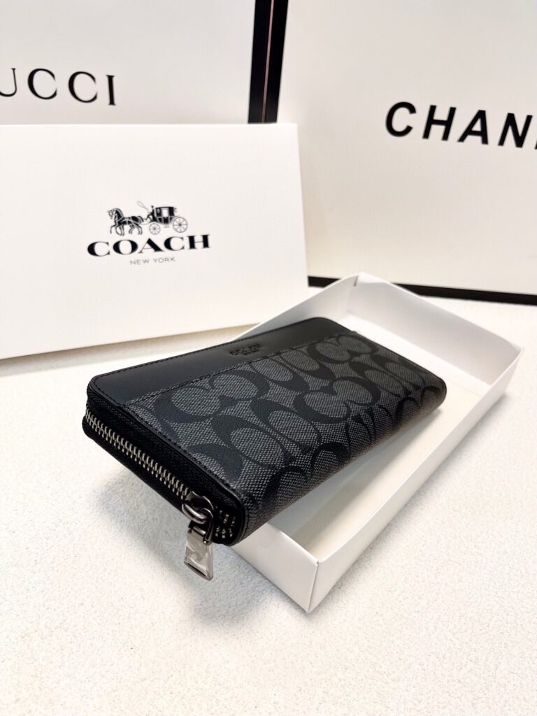Designer Bag editorial product context 3